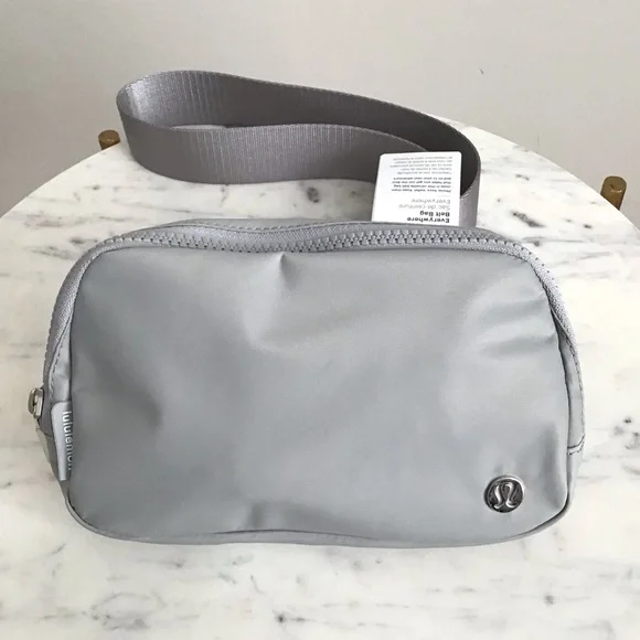 Lululemon Everywhere Belt Bag New With Tag